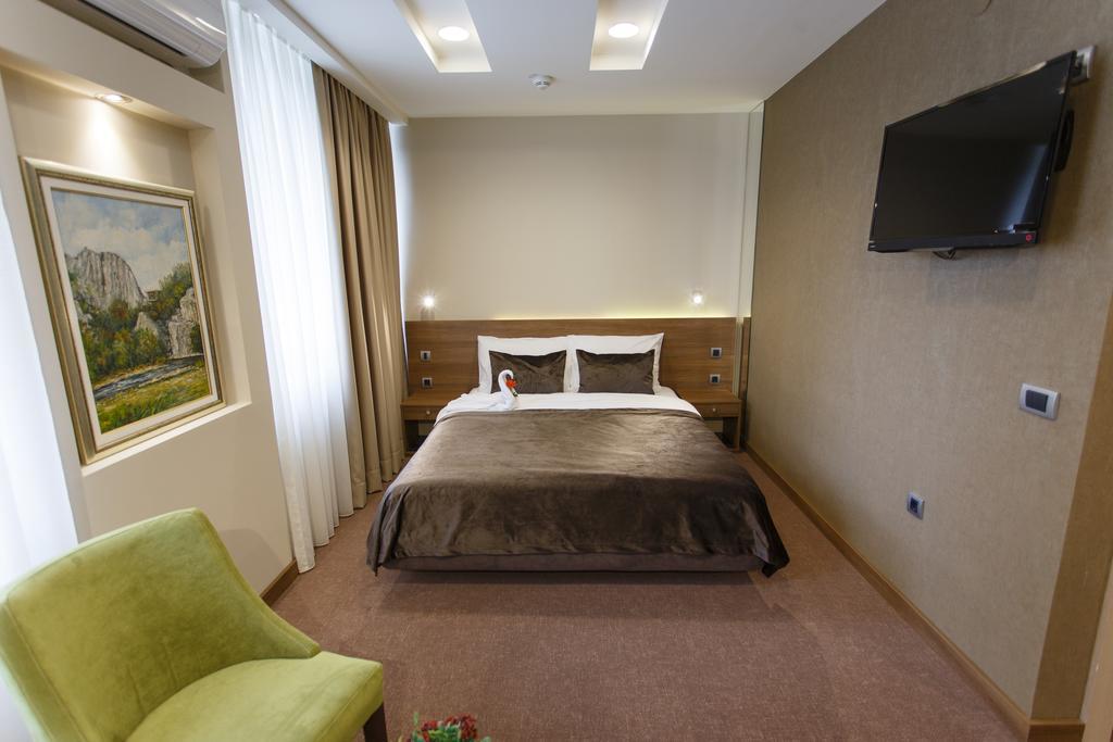 Hotel Kragujevac Kamer foto