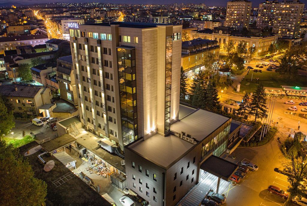 Hotel Kragujevac Buitenkant foto
