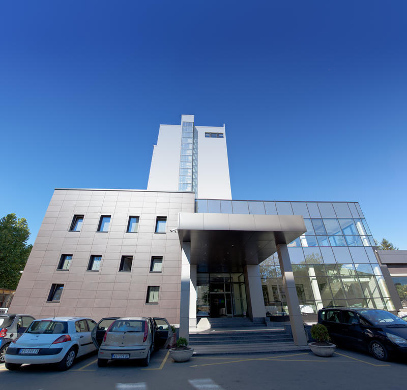 Hotel Kragujevac Buitenkant foto